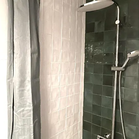 Beautiful Renovated Paris